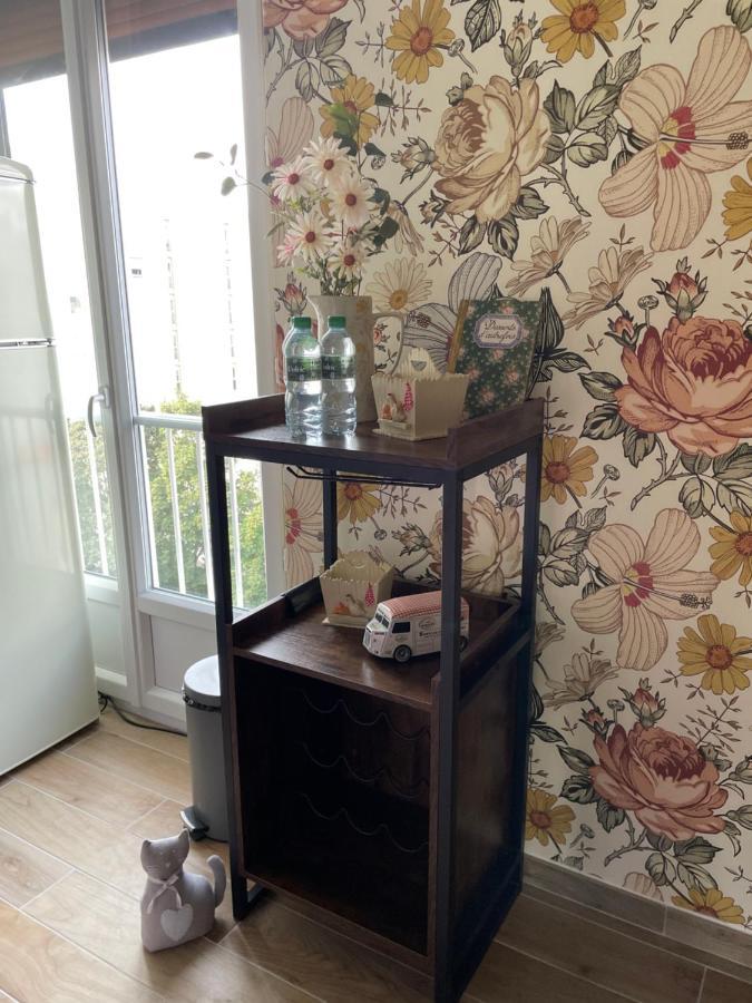 Rose Blossom Apartment In Paris วองว์ส ภายนอก รูปภาพ