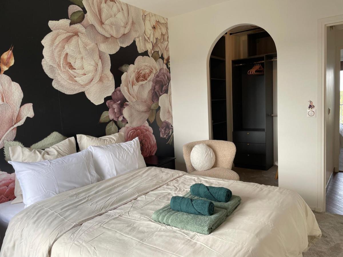 Rose Blossom Apartment In Paris วองว์ส ภายนอก รูปภาพ